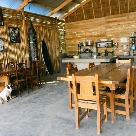 Katana Siargao Hostel Catangnan Exterior photo