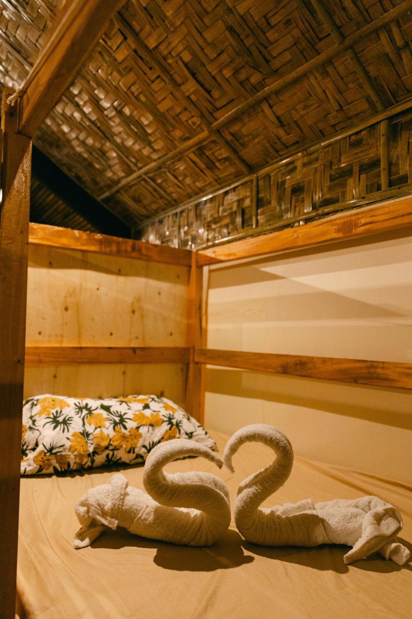 Katana Siargao Hostel Catangnan Exterior photo